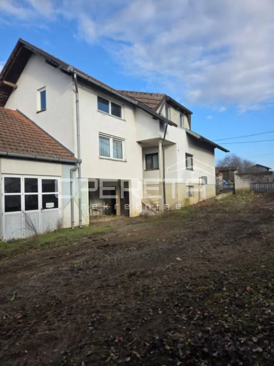 House - Repušnica, Kutina, Kutina, 250m2