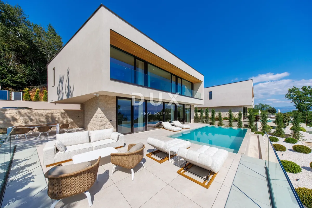 Kuća - Mošćenička Draga, 250m2