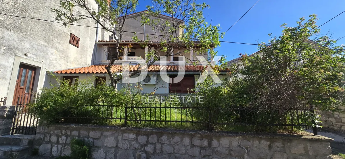 Kuća - Buzet, 700m2