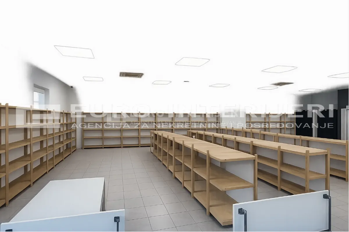 Poslovni Prostor - Mursko Središće, 300m2