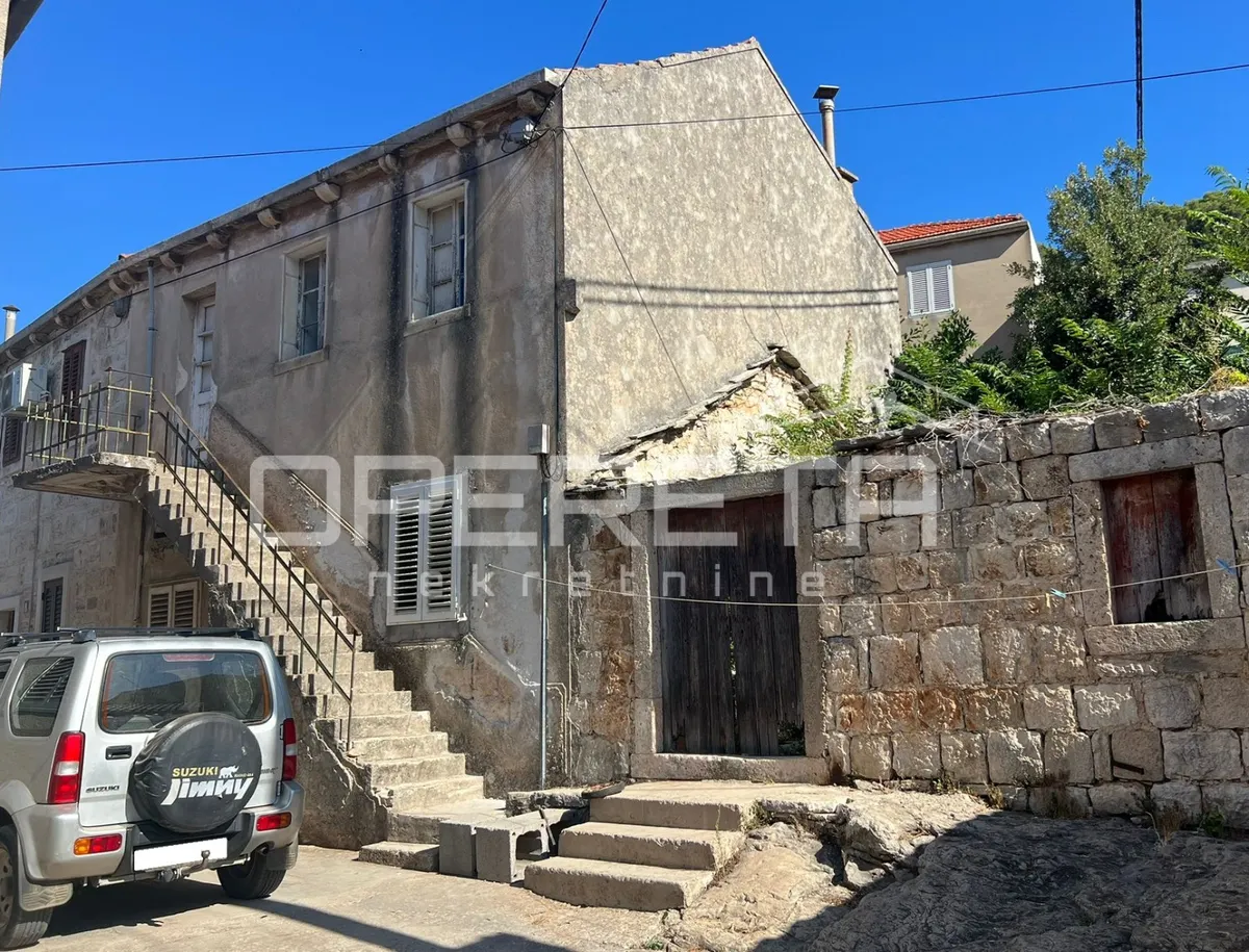 Kuća - Blato, Blato, Blato, 100m2